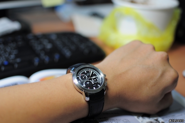 [開箱]CITIZEN ECO-DRIVE 光動能月相錶 AP1001-19E
