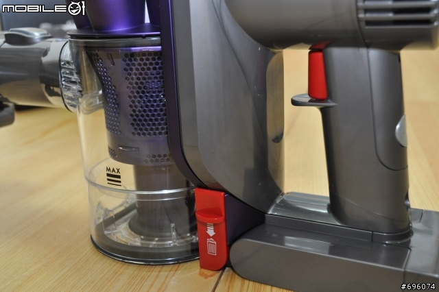 [熱呼呼開箱]~Dyson DC31 Animal+ddm(已上傳影片)---9/12新增吸床墊照片