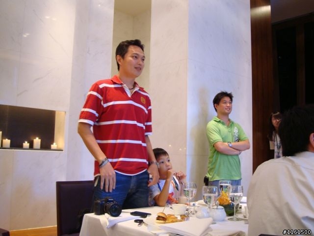 i8000體驗會的大獎~楊瑾華下午茶登場啦!
