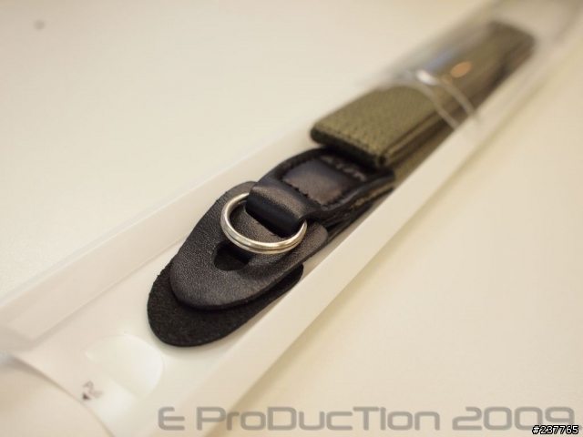 敗入 e-p1 後的敗家漫延 (2) - ARNUVO 相機背帶