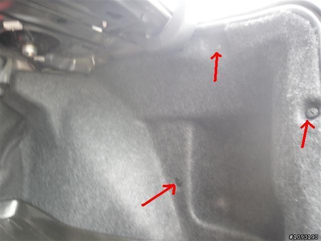 不專業之  civic 8 VTI 安裝外露式倒車鏡頭