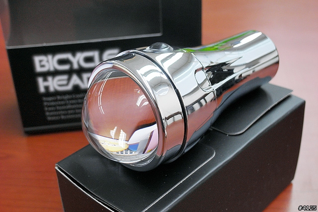 勁亮 BICYCLE HEAD LIGHT M1 F1 開箱 PK 測試