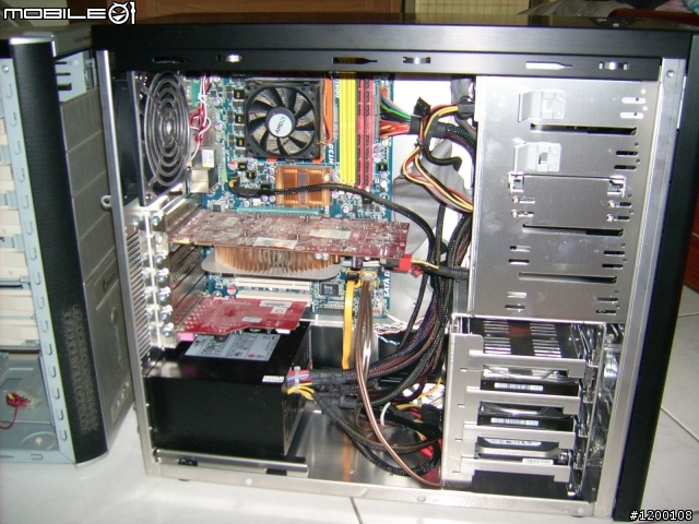 [開箱]聯力 PC-60F