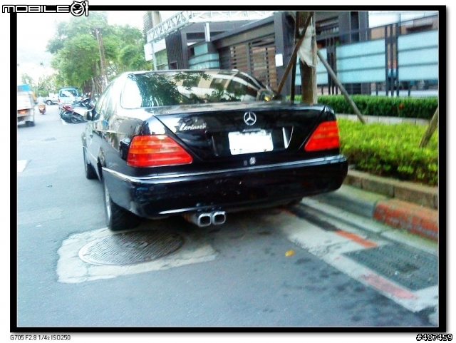 想請問這台車MB車的型號是
