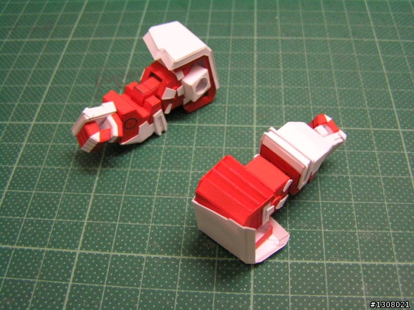 SD紅色異端鋼彈紙模製作(圖多)