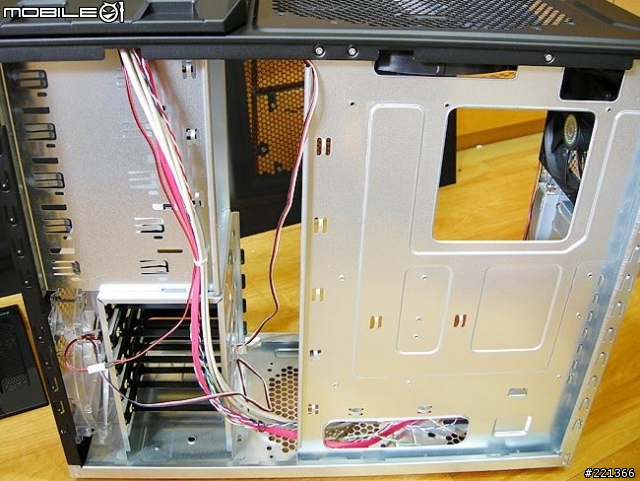 電腦換新殼~Cooler Master HAF922入手裝機~