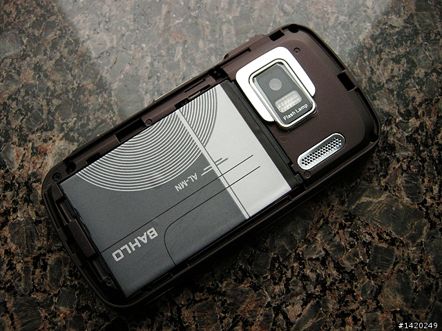N97i？N[]kia N97i簡易開箱分享