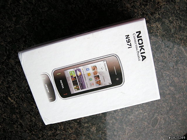 N97i？N[]kia N97i簡易開箱分享