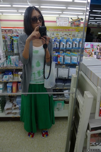 請問這台相機是哪一台呢? 謝謝解答
