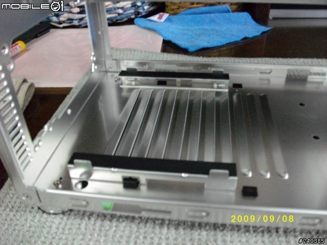 [簡易開箱] 聯力PC-B25F