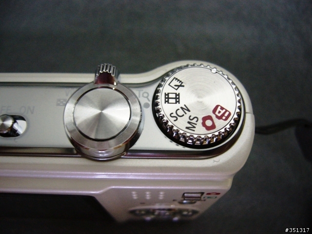 [照片更新]  Lumix ZR1(ZX1) 白色開箱