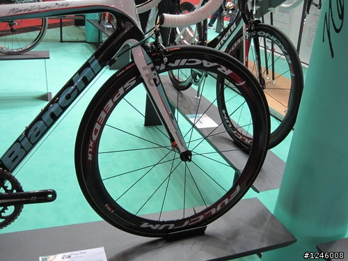 搶先看！！！ 2010 Bianchi 歐展新車照！