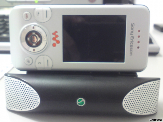 [開箱分享]Sony Ericsson MS410 扣式喇叭座(9/2新增合體照)