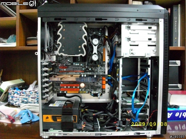 [簡易開箱] 聯力PC-B25F