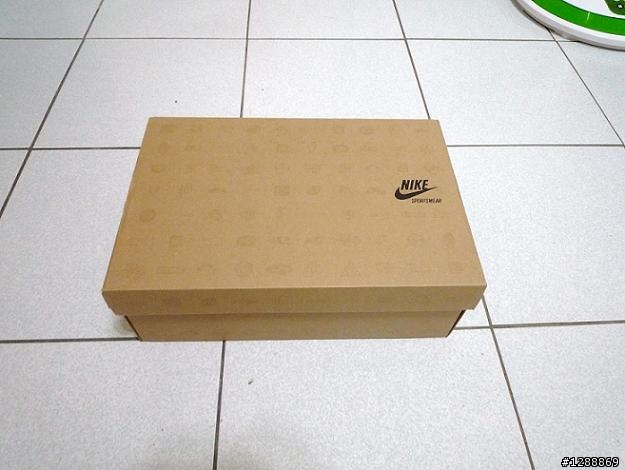 新鞋!!最近流行的 AIR MAX90 (黑白款)