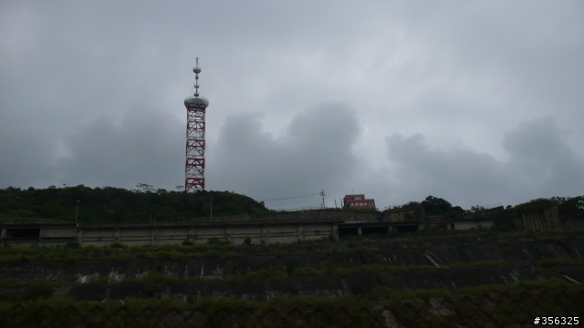 [遊記] 單車基隆東西岸經典行-觀看麗星郵輪進港+基隆燈塔.....