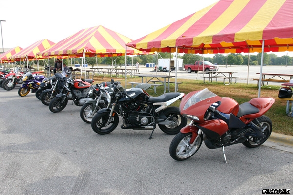 記一次美國大學重機俱樂部的活動