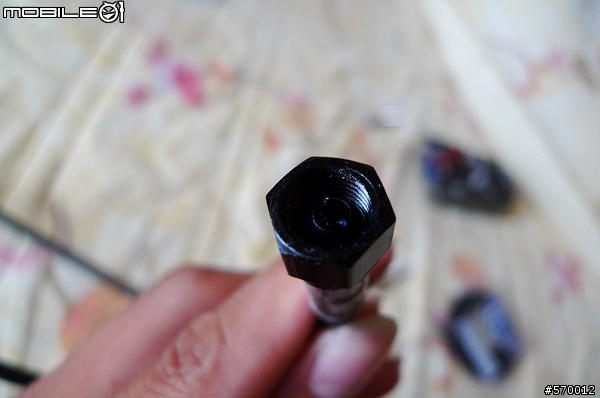 制動--神兵利器--Brembo一體成形輻射卡鉗+FREN TUBO 碳纖維油管
