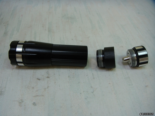 第三代變焦手電筒 cree mc-e