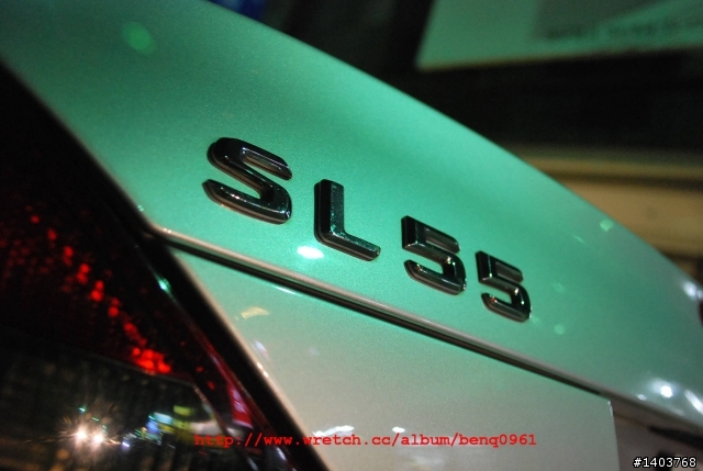 20幾歲開SL55的妹