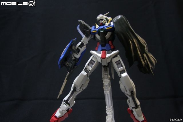 粉不順的MG EXIA 能天使 初回GN爐發光版