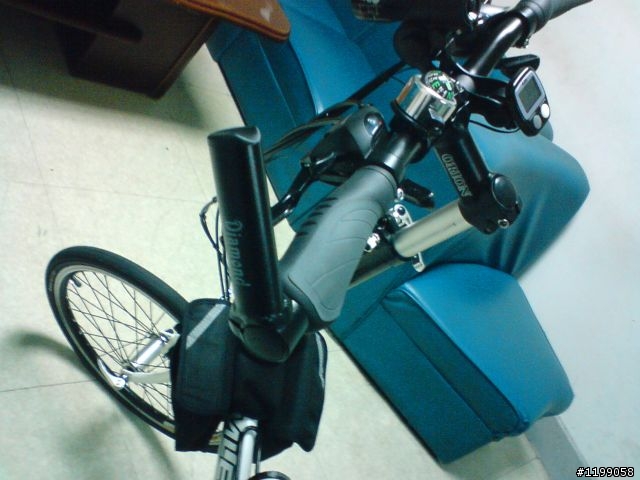 它是MALON嗎???還是山寨版的???