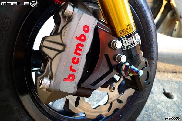 制動--神兵利器--Brembo一體成形輻射卡鉗+FREN TUBO 碳纖維油管