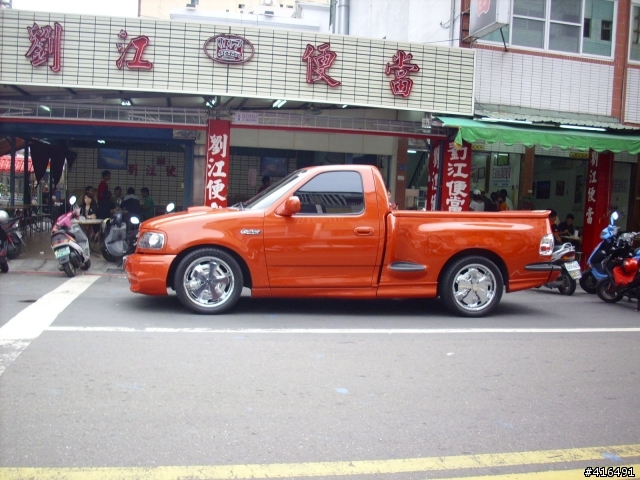 美式嘻哈貨卡DUB-Ford  SVT F150