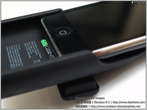 又一款 iPhone 3G/3GS 專用備用電池保護殼 Case-Mate fuel，可控制供電喔