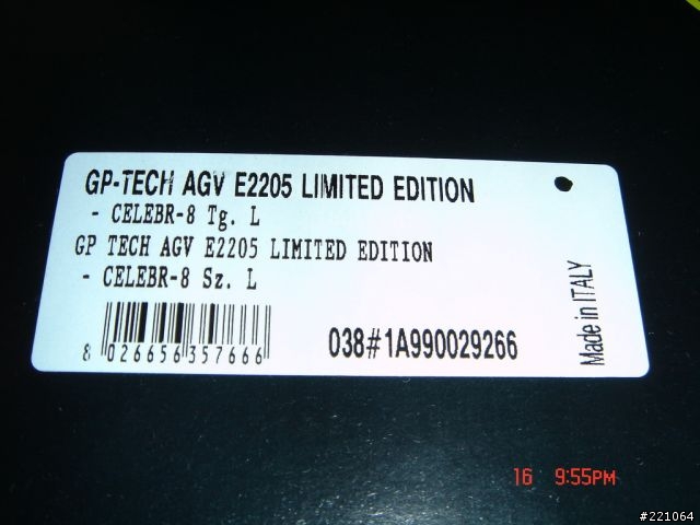 [純開箱文]AGV GP-TECH ROSSI 8次世界冠軍 冠軍帽入手