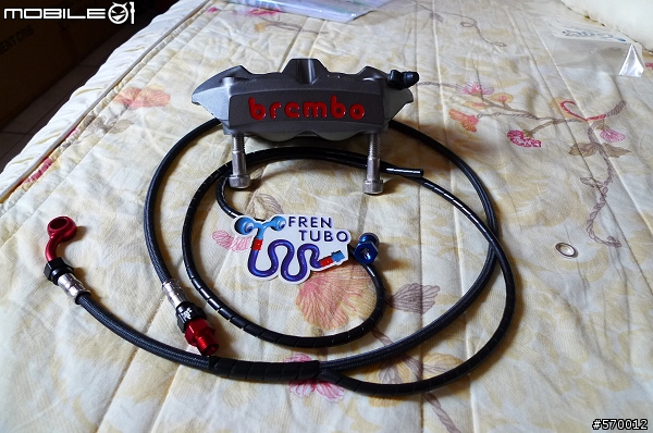 制動--神兵利器--Brembo一體成形輻射卡鉗+FREN TUBO 碳纖維油管