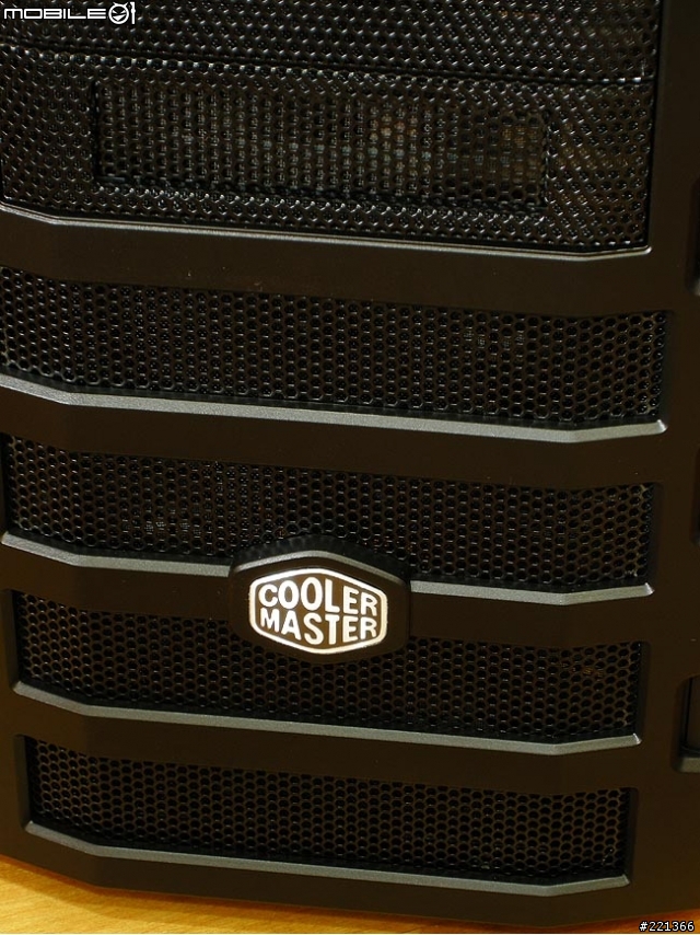 電腦換新殼~Cooler Master HAF922入手裝機~