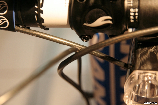 2010 TCR AD3 走線問題