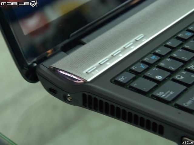 晶鑽漾彩加上皮革烤漆與全平面螢幕的激情相遇-ASUS N61VN（上：外觀篇）