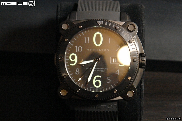 Hamilton Kahki BelowZero 1000M PVD特別版