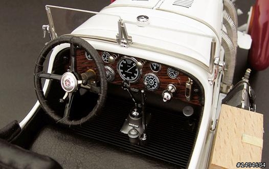 模型車收藏分享[004-CMC-M055, 1/18, Mercedes-Benz SSKL, Mille Miglia, 1931（白象）]