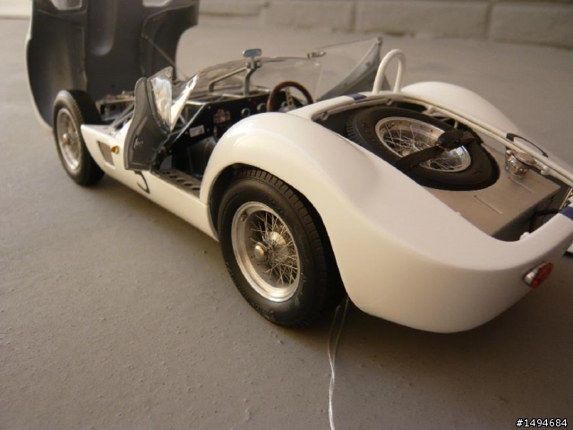 模型車收藏分享[001-CMC, 1/18, Maserati Tipo 61 Birdcage, 1961]