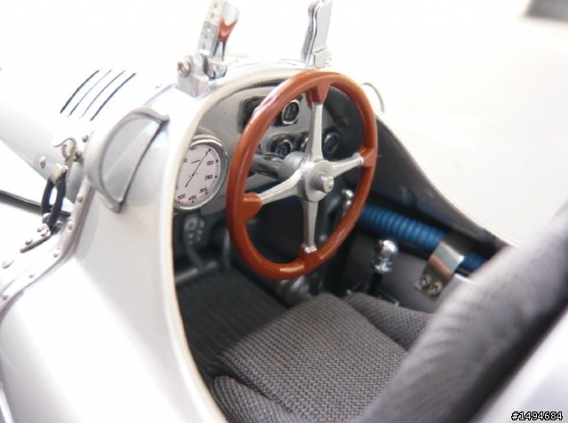 模型車收藏分享[002-CMC-M027, 1/18, Auto-Union Typ D, 1938]