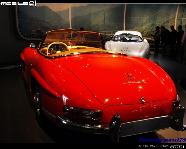 璀璨耀眼的恆星:Mercedes-Benz博物館參訪