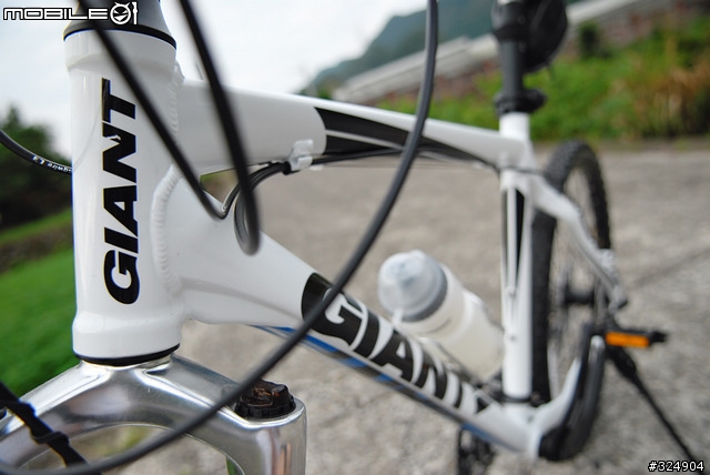 [分享]My GIANT 2010 SE2~就是愛低調！