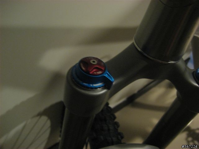 (開箱文)終於可以寫開箱文之超不專業低調奢華風代表~~2009 TRANCE X0~~