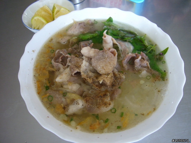 ［純分享］茉莉約騎挑戰峭壁刻字小斜坡