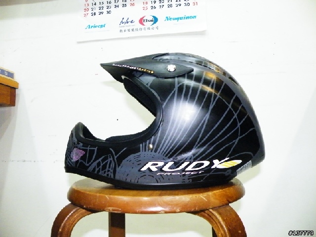 [分享] rudy project 全罩式安全帽