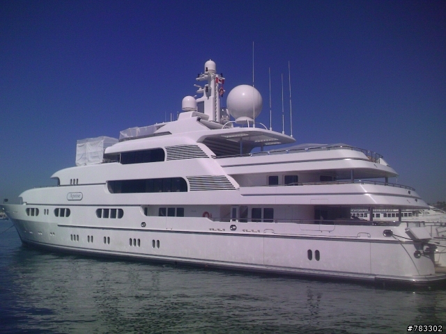 [分享]在碼頭看到的超級遊艇 APOISE