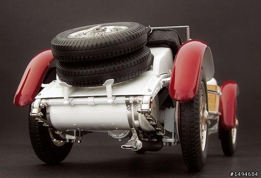 模型車收藏分享[004-CMC-M055, 1/18, Mercedes-Benz SSKL, Mille Miglia, 1931（白象）]