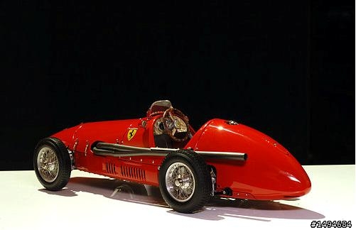 模型車收藏分享[007-CMC-M056, 1/18, Ferrari 500 F2, 1952/53]