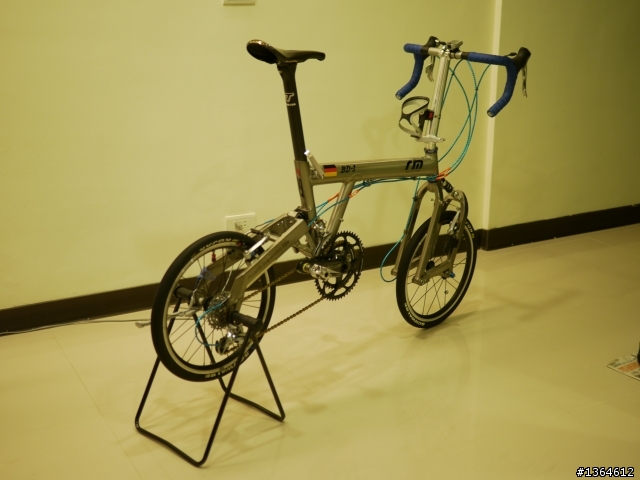 公路車設定彎把鳥
