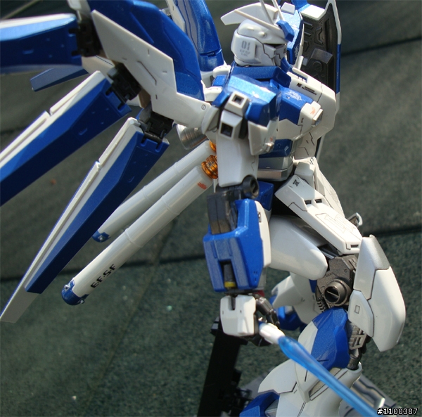 [新手分享] MG 版 RX-93  Hi-nu_ 12/17 新增圖片