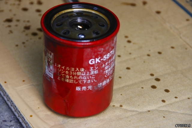 [機油心得]機油沒有少但每次都黑黑的...需要清洗嗎?