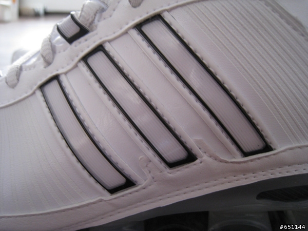【分享】Adidas MICORBOUNCE+ FH DLX 時尚流行運動兼具跑鞋！